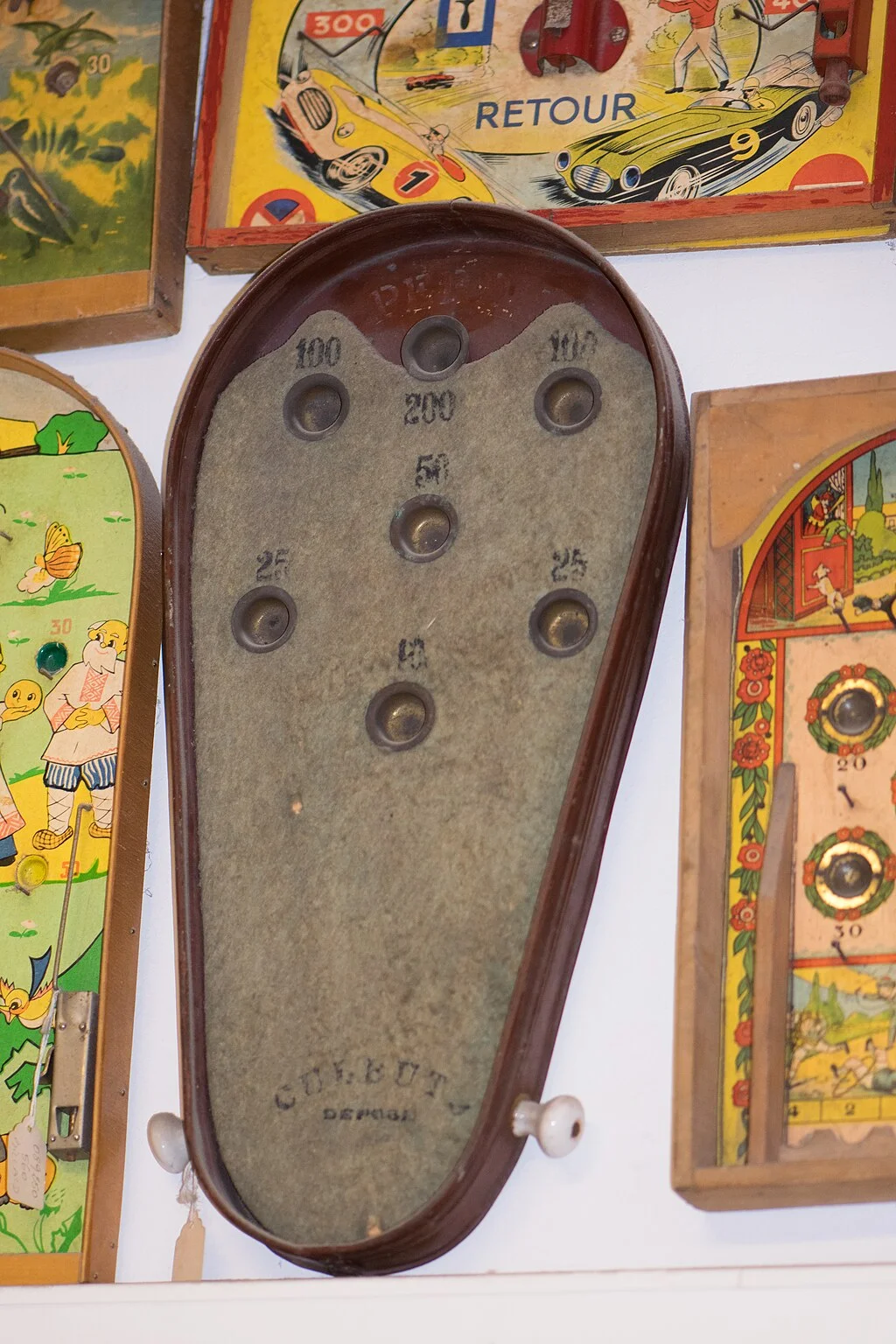 Photo for article 7 — Very_early_arcade_game_(29169990816).DFTKq4wF.webp